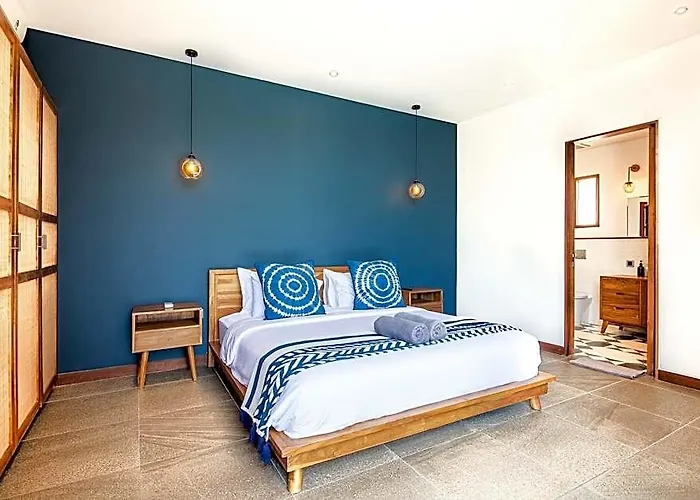 New 5br Villa, Enclosed Lounge, Canggu Oasis Pererenan